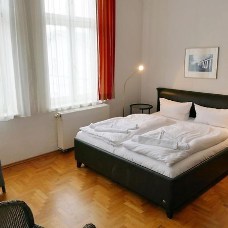 Villa Franz Josef Neuhof  Екстериор снимка